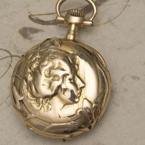 Antique OMEGA Solid 18k Gold Lady Pocket or Pendant Watch in Art Nouveau taste