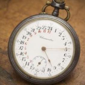 Montre ancienne gousset chronometre regulateur 24h JOURNEE DU 75 1914/1915