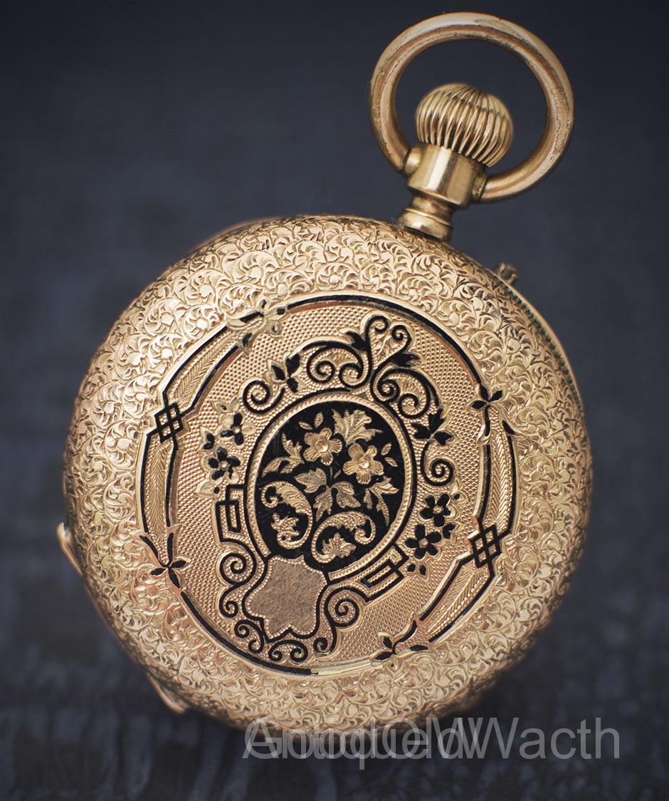 Antique gold & enamel lady pocket watch. Swiss made.