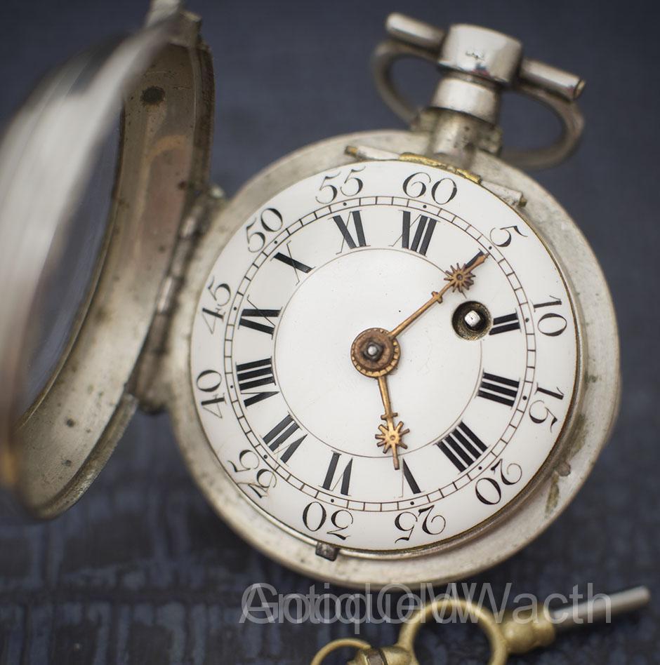 Montre ancienne coq gousset en ARGENT circa 1740 VERGE FUSEE silver pocket watch
